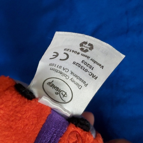 Big Hero 6 Baymax in Red Armor Disney Plush Mini Tsum Tsum - Picture 6 of 9